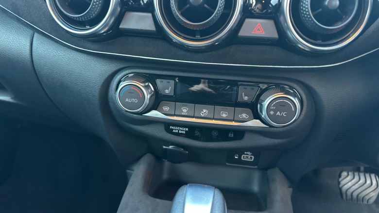 Nissan Juke 1.0 DiG-T Tekna+ 5dr DCT Petrol Hatchback